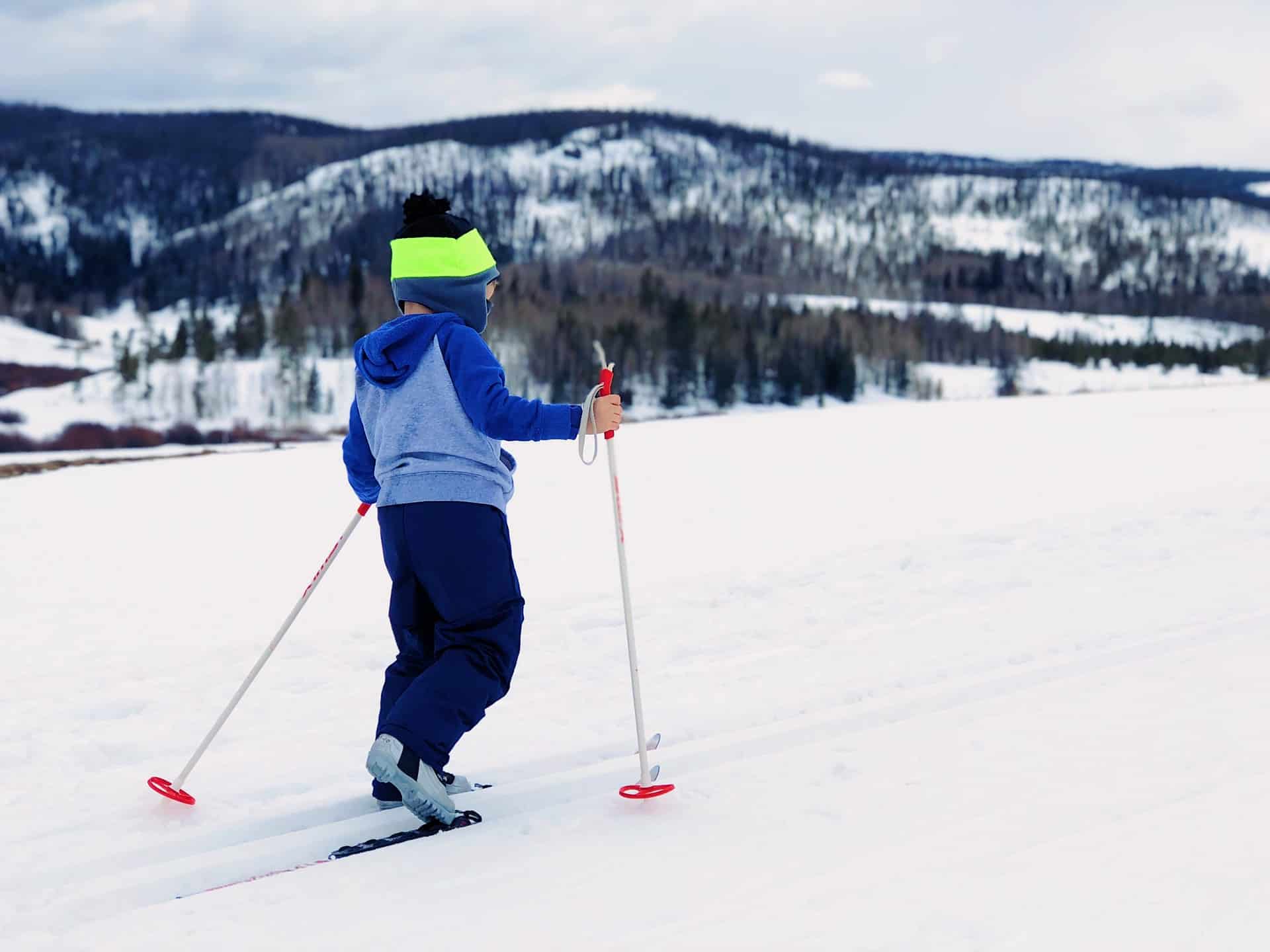 Biegi narciarskie dla dzieci. W jakim wieku warto rozpocząć treningi?