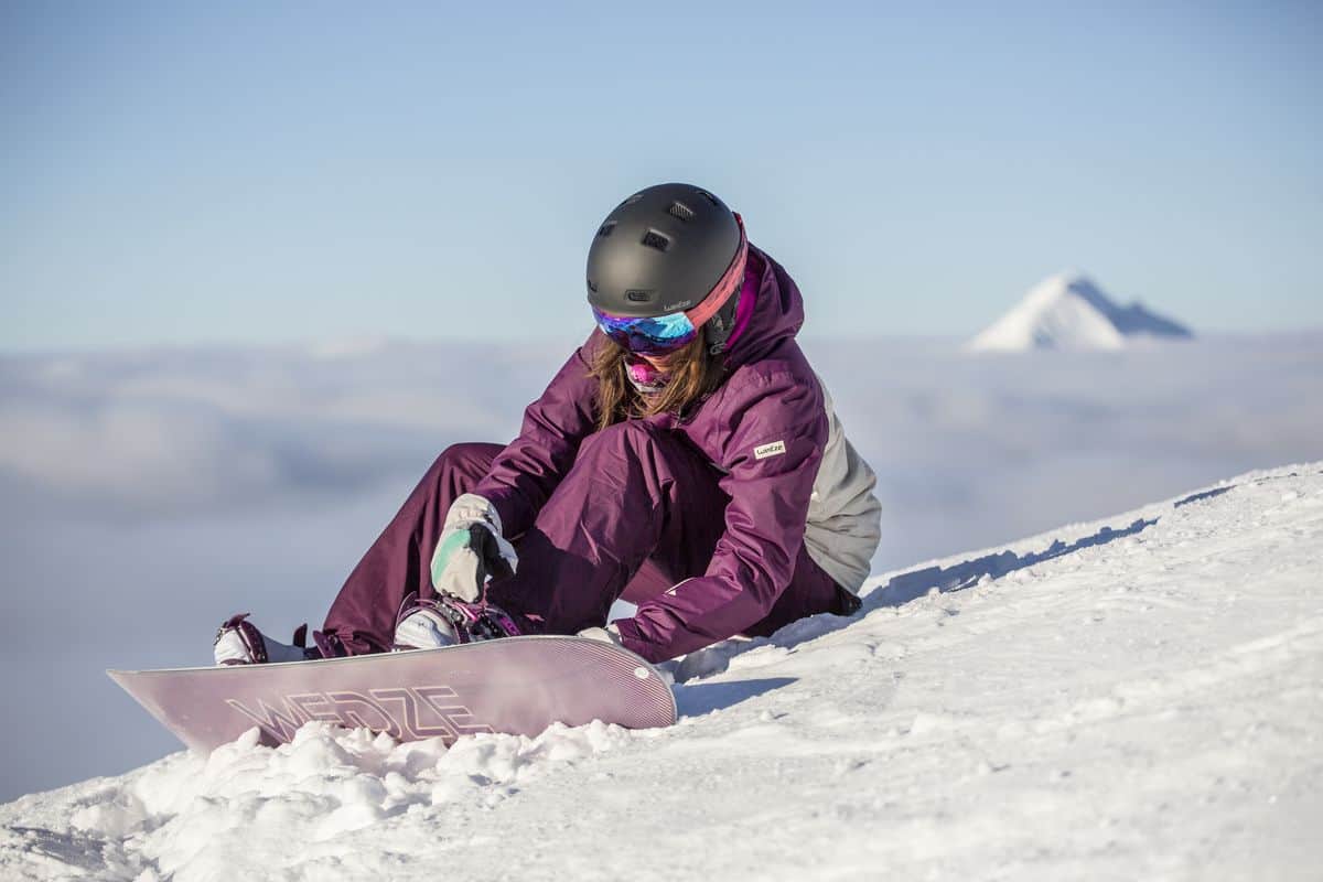 Jak dobrać odpowiednią deskę snowboardową?