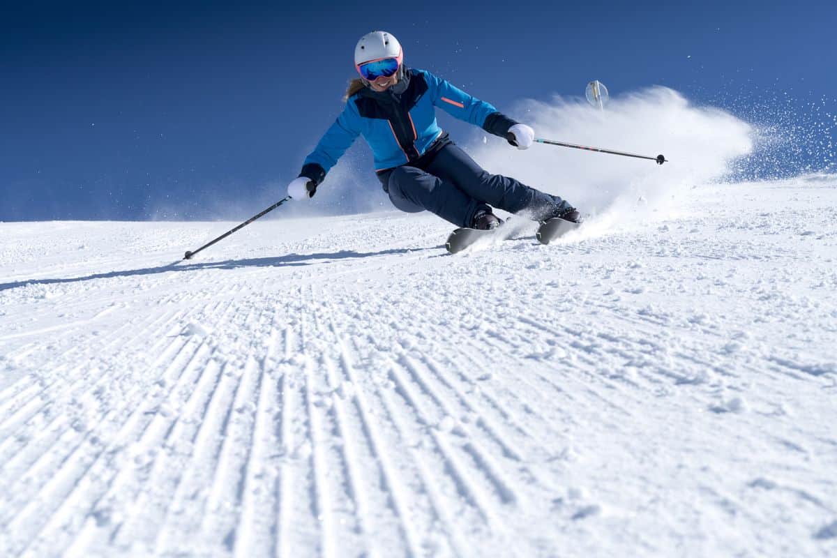 Co zabrać na stok narciarski? Lista TOP10 rzeczy