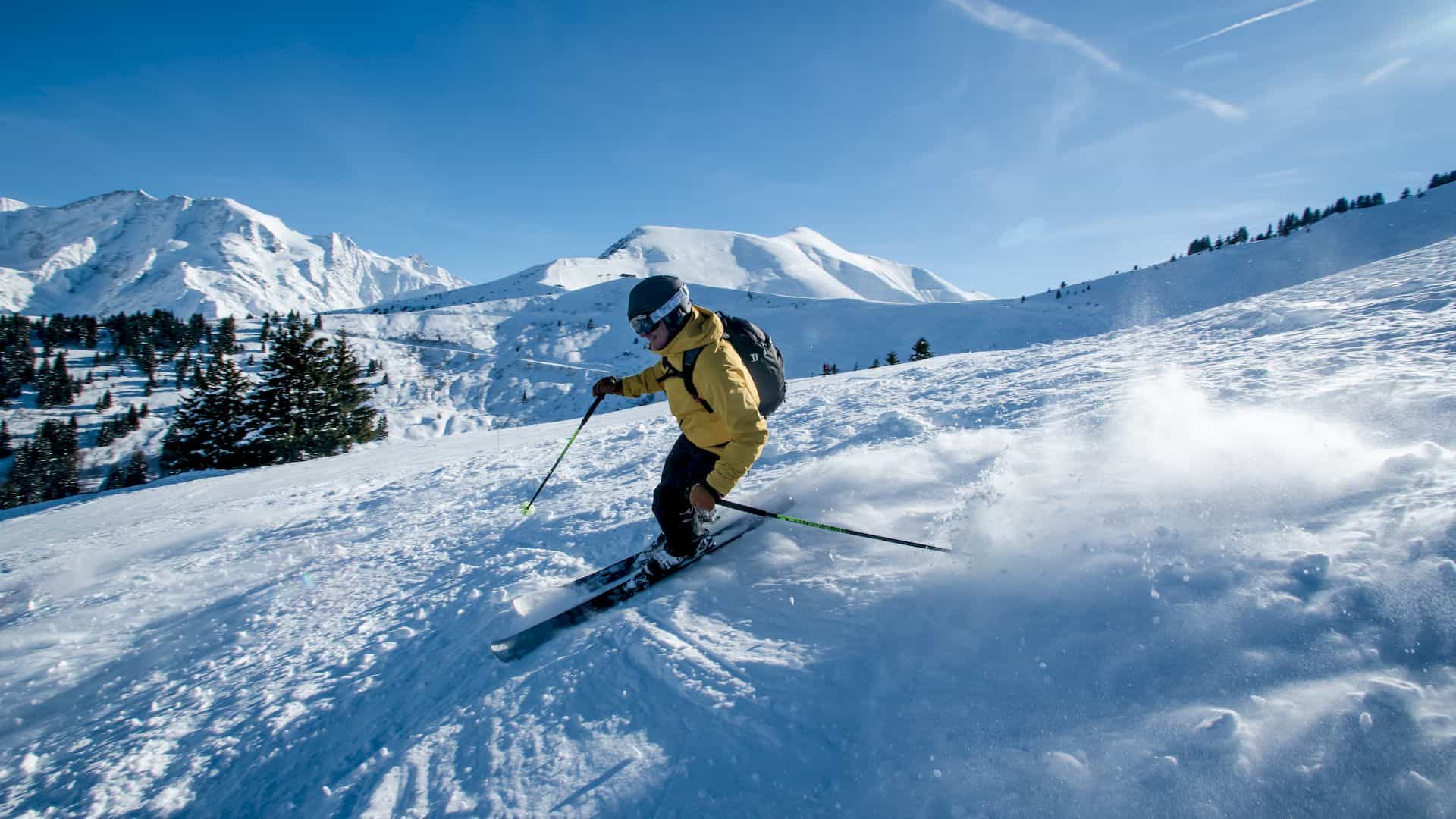 [Wideo] Elementarz narciarza: Jak ubrać się na stok narciarski?