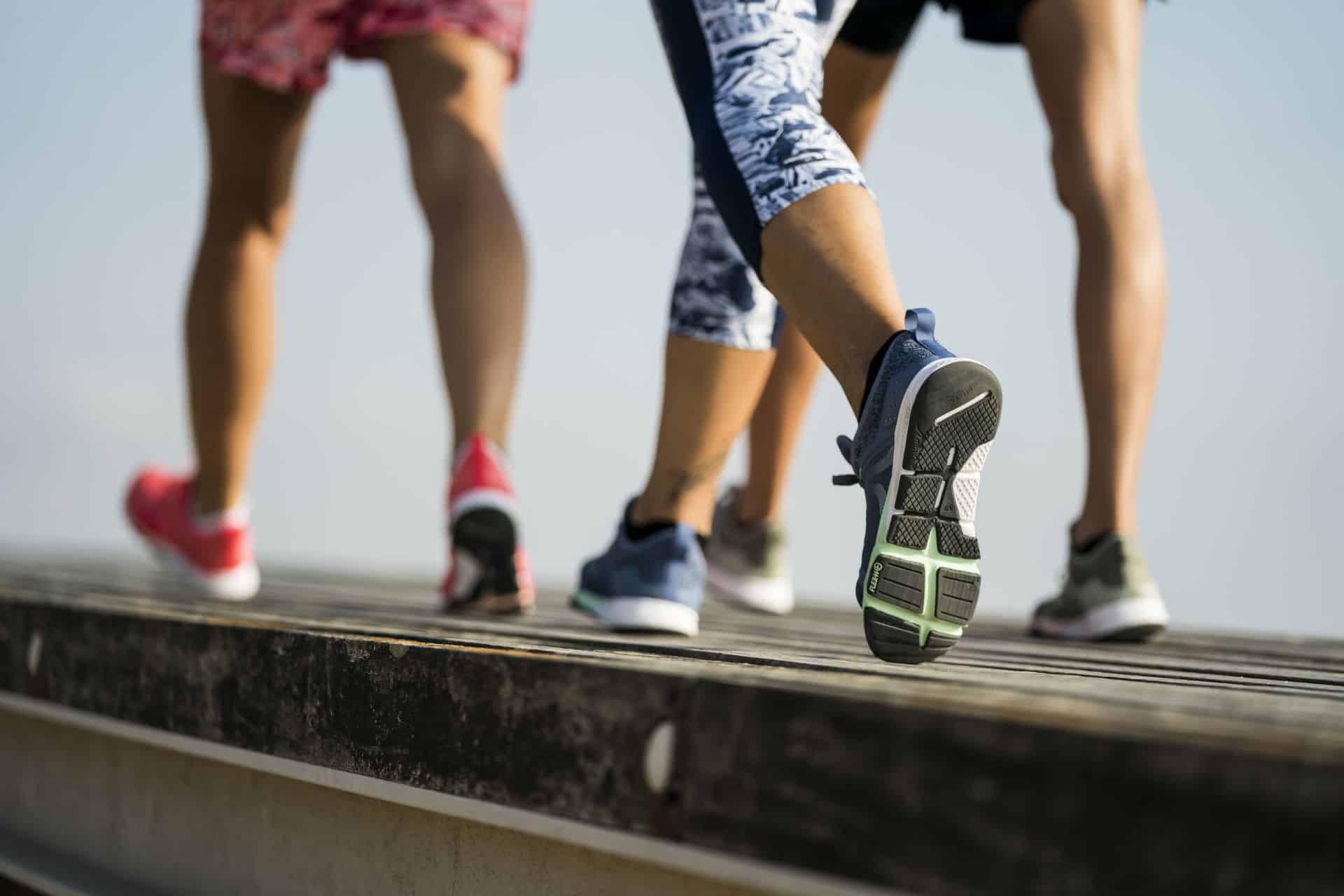 Chód sportowy a bieganie - czy szybkie chodzenie jest bardziej wymagające?