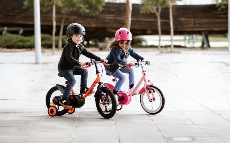 rowerek dla czteroletniego dziecka