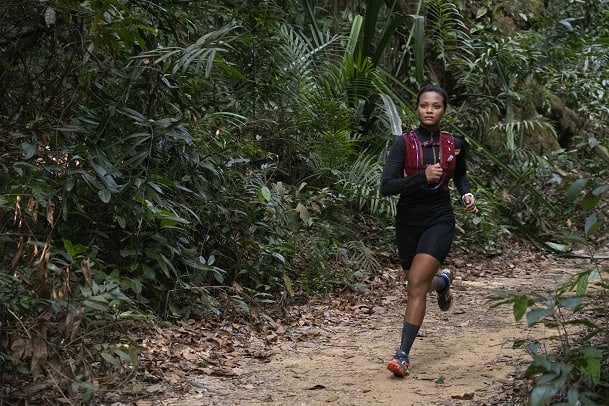 Zalety biegania po lesie - dlaczego warto biegać w lesie