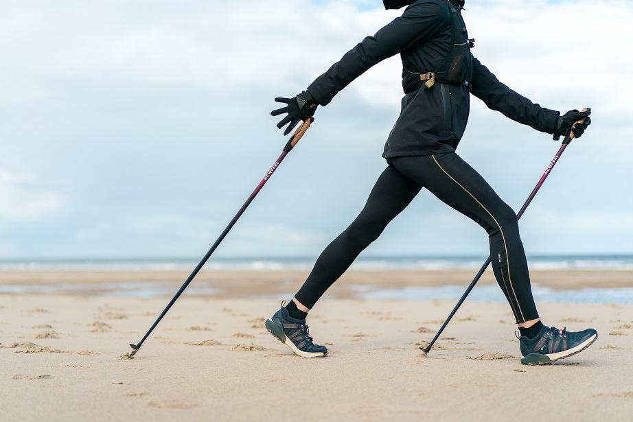 Odchudzanie z nordic walking - ile chodzić z kijkami, żeby schudnąć?